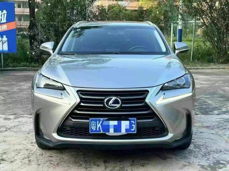 广州16年雷克萨斯NX1