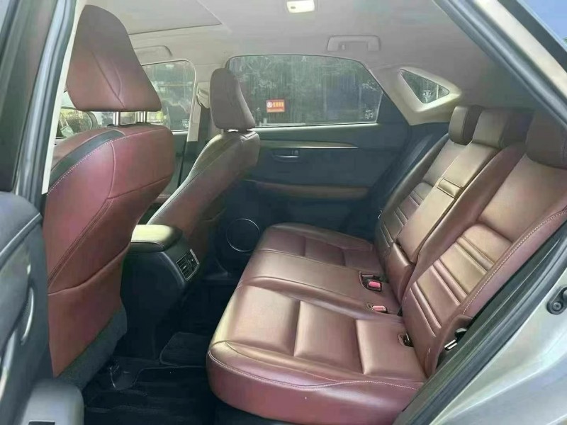 广州16年雷克萨斯NX6