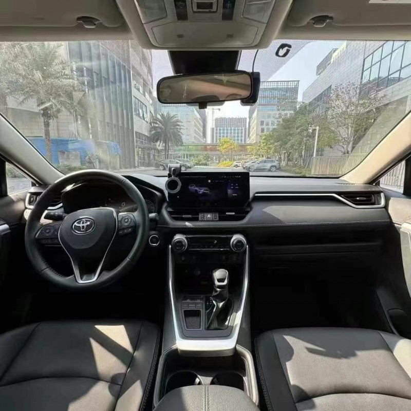 广州23年丰田RAV4荣放5