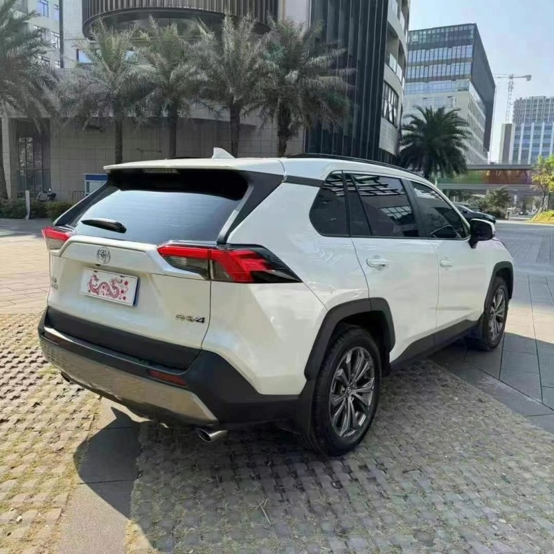 广州23年丰田RAV4荣放8
