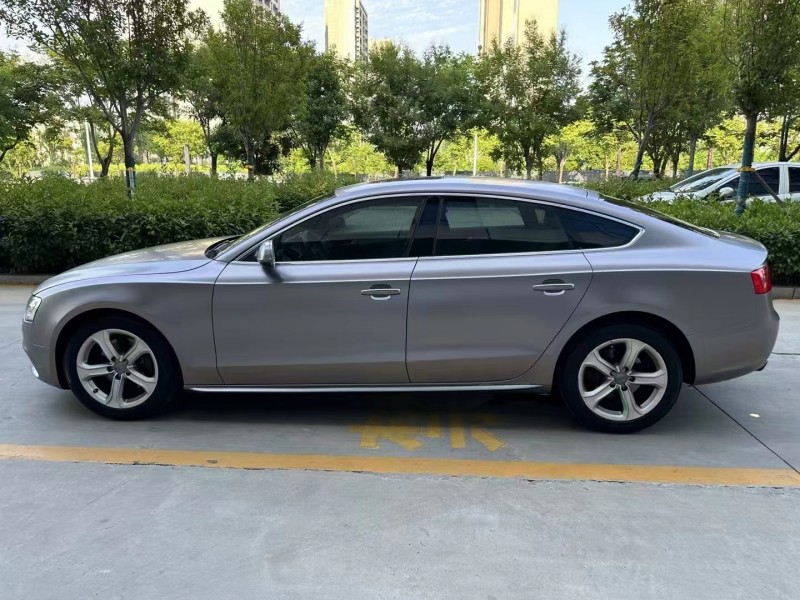 济宁15年奥迪A57