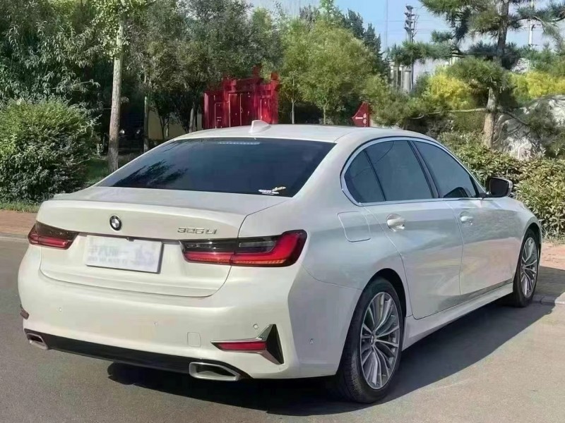 保定19年宝马3系4