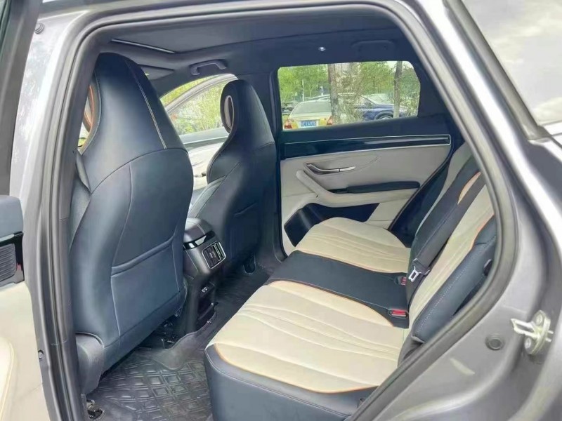 广州22年比亚迪宋新能源7