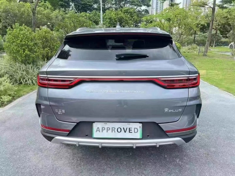 广州22年比亚迪宋新能源8