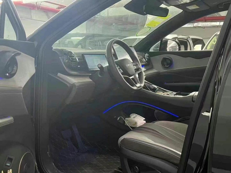 广州23年比亚迪护卫舰2