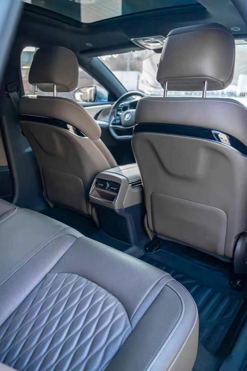 广州24年比亚迪汉8