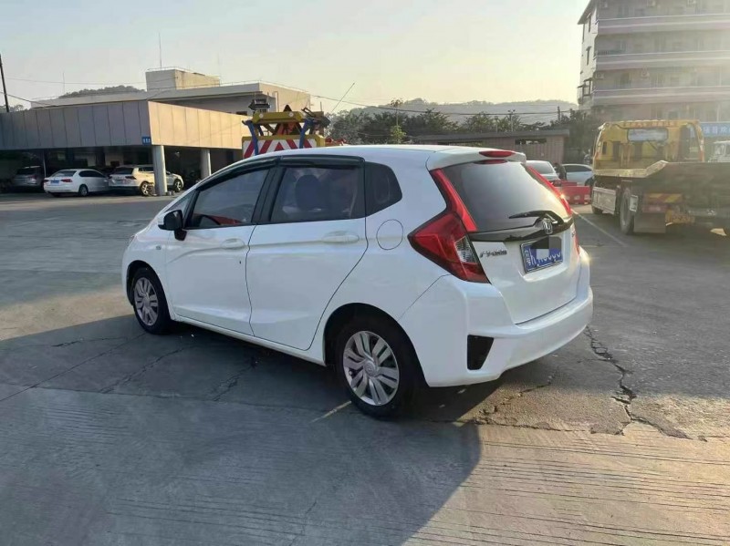 佛山15年本田飞度5