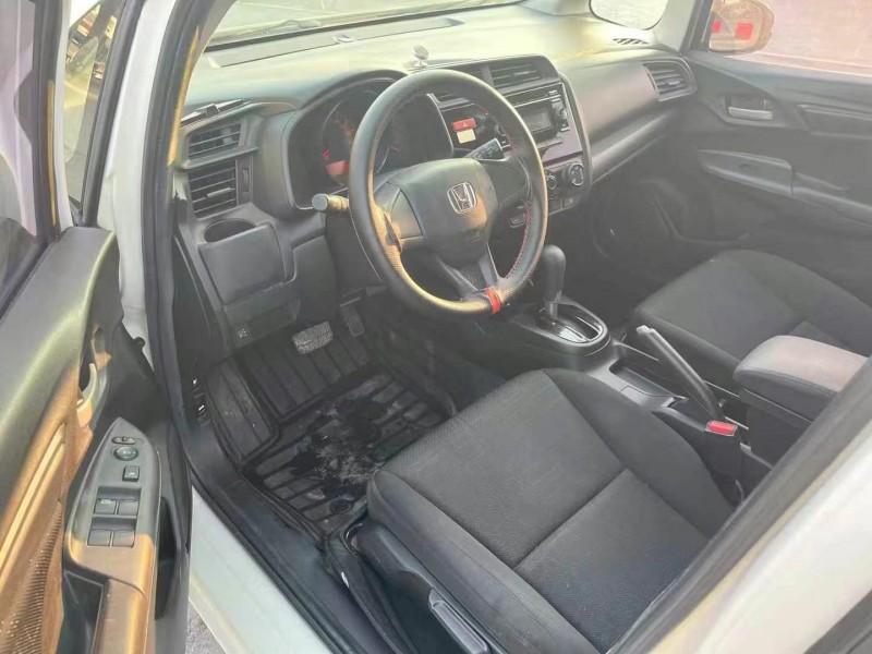 佛山15年本田飞度8