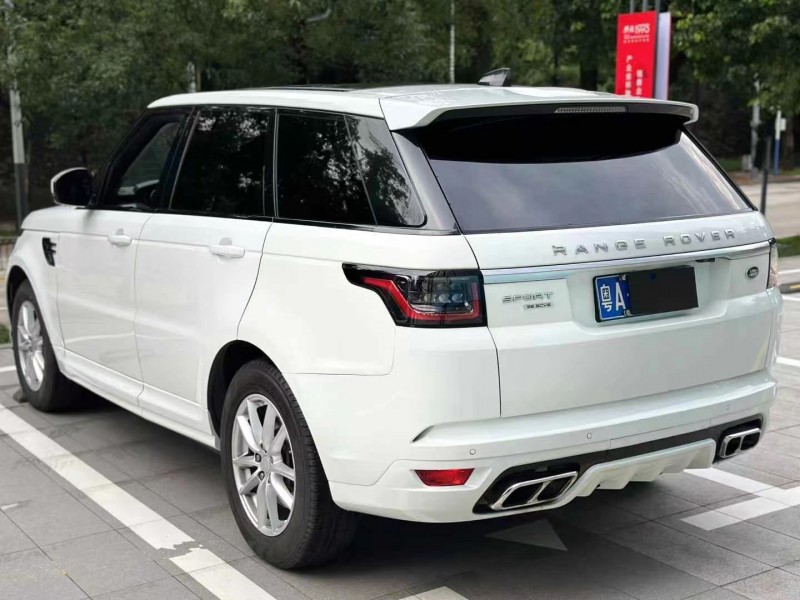 广州17年路虎揽胜运动7