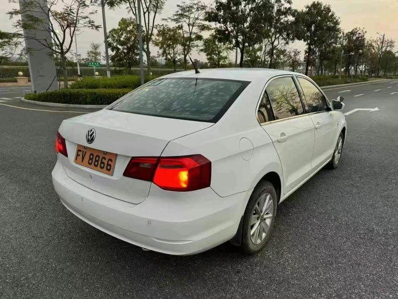 佛山16年大众捷达9
