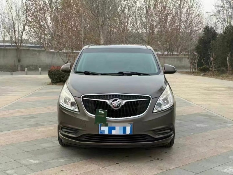 济宁17年别克GL81