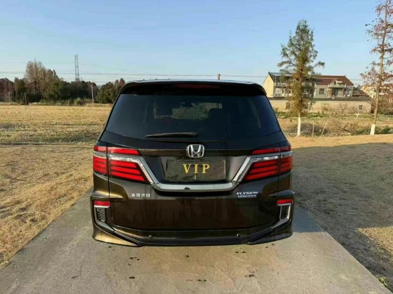 济宁19年本田艾力绅7