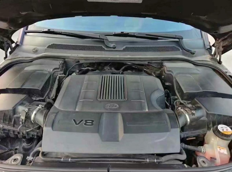 济宁14年路虎发现7