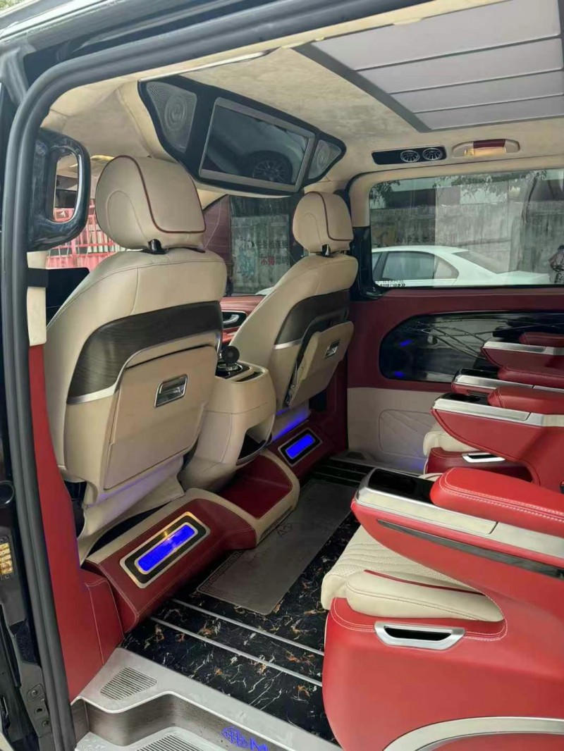 邵阳21年奔驰威霆7