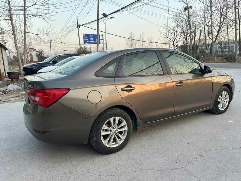 徐州16年别克英朗8