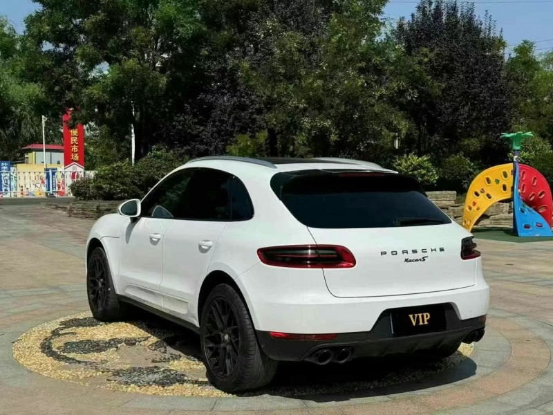 青岛18年保时捷Macan7