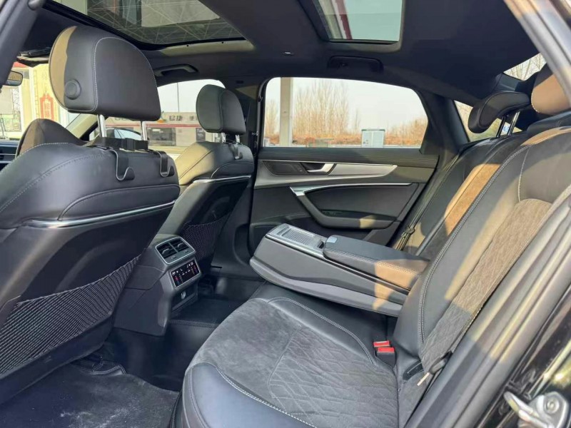 青岛22年奥迪A6L5