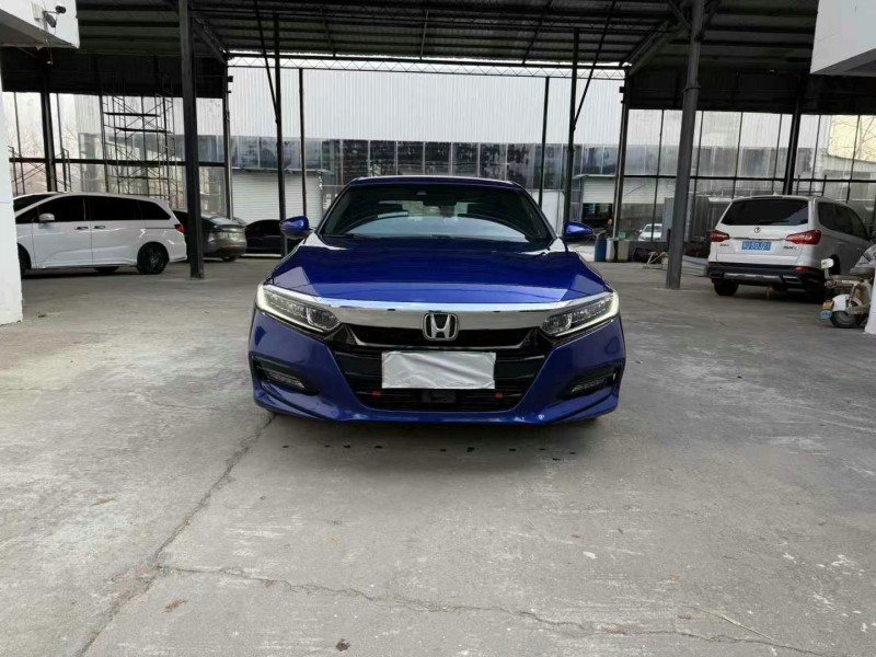 徐州18年本田雅阁1