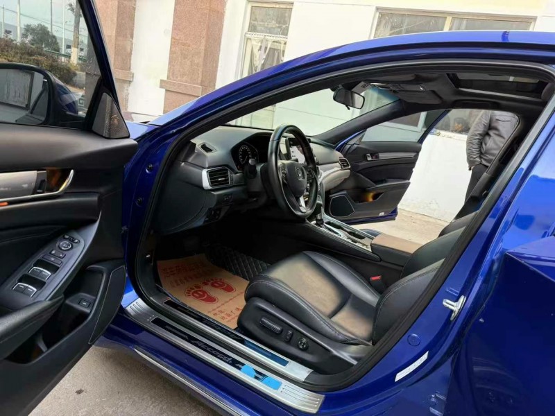 徐州18年本田雅阁4