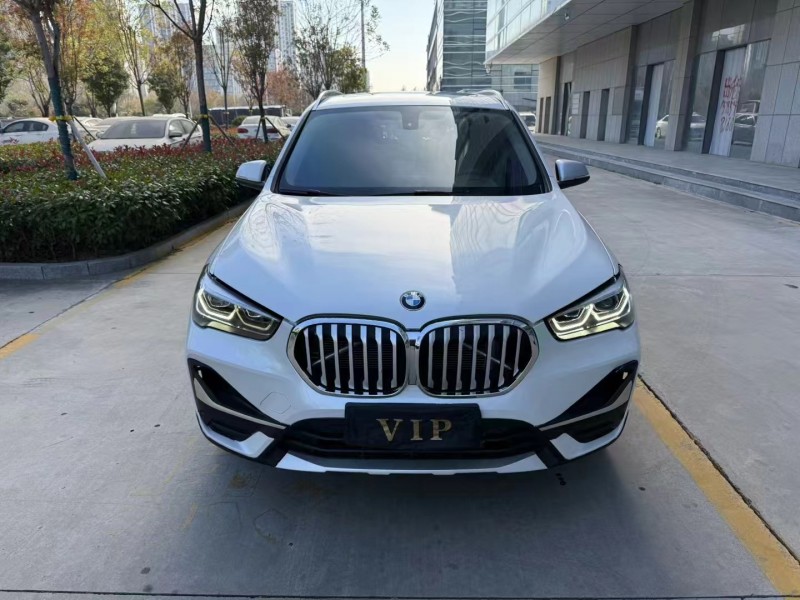 济宁22年宝马X11