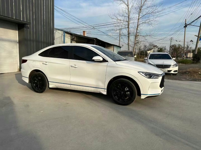 徐州24年比亚迪E33