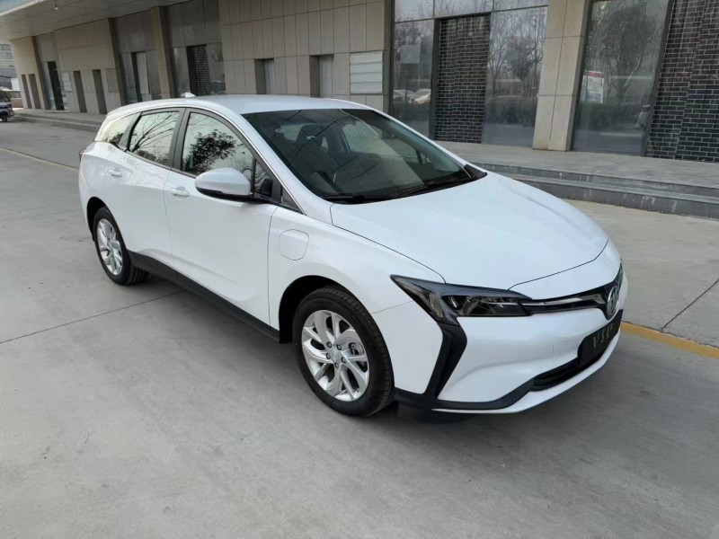 济宁23年别克微蓝2