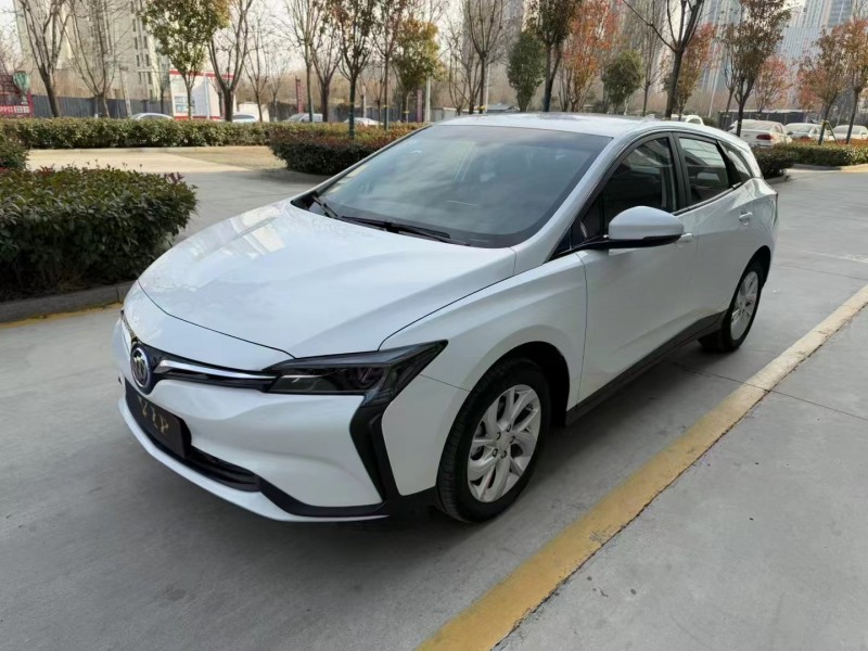 济宁23年别克微蓝3