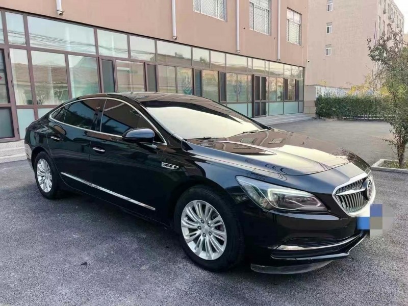 济宁19年别克君越9