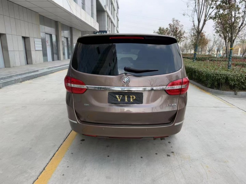 济宁19年别克GL89