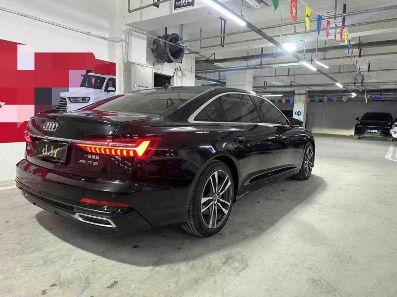 成都19年奧迪A6L7