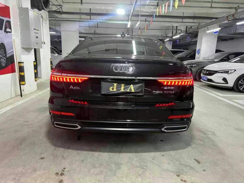 成都19年奧迪A6L9