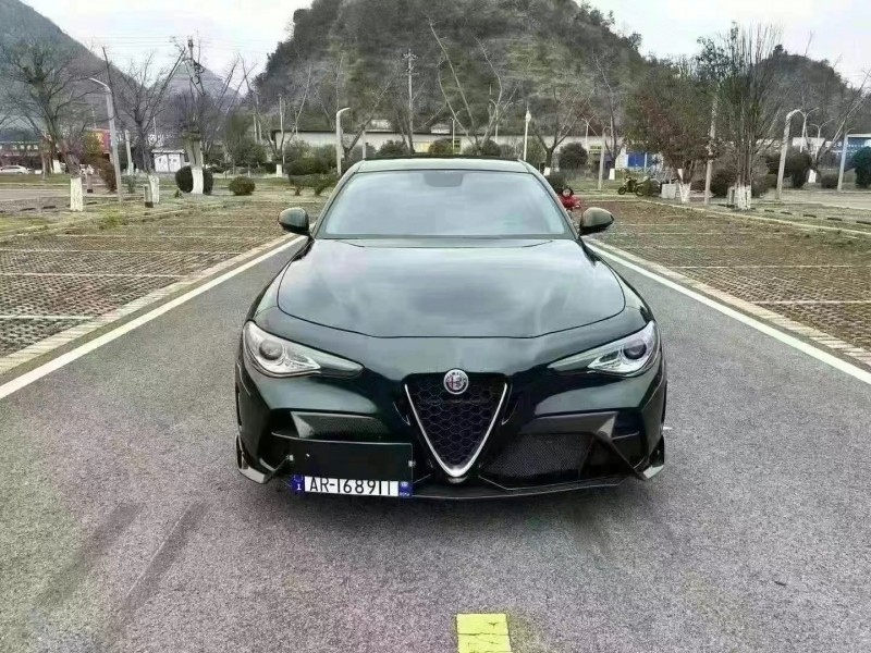 盐城20年阿尔法·罗密欧Giulia1