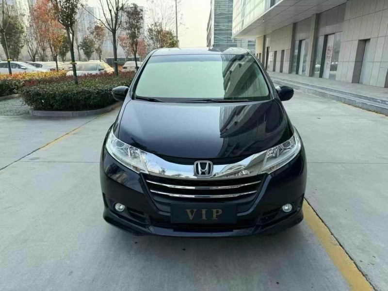 济宁18年本田奥德赛1