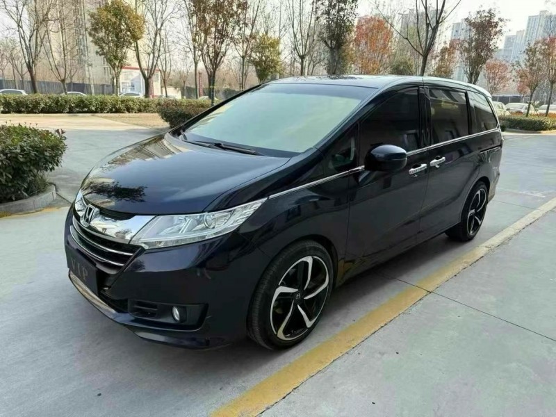 济宁18年本田奥德赛2