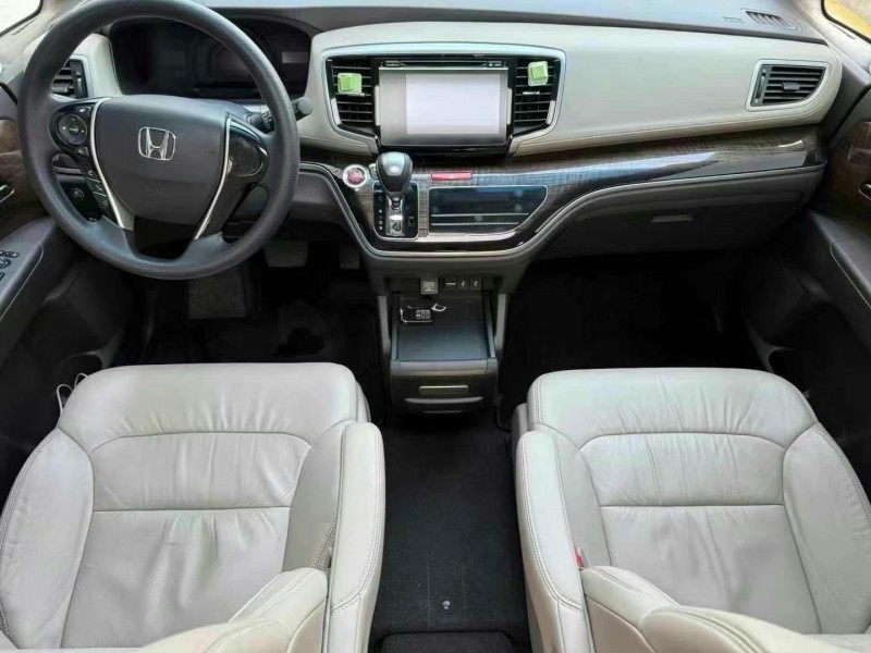 济宁18年本田奥德赛4