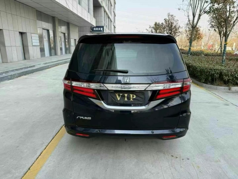 济宁18年本田奥德赛6
