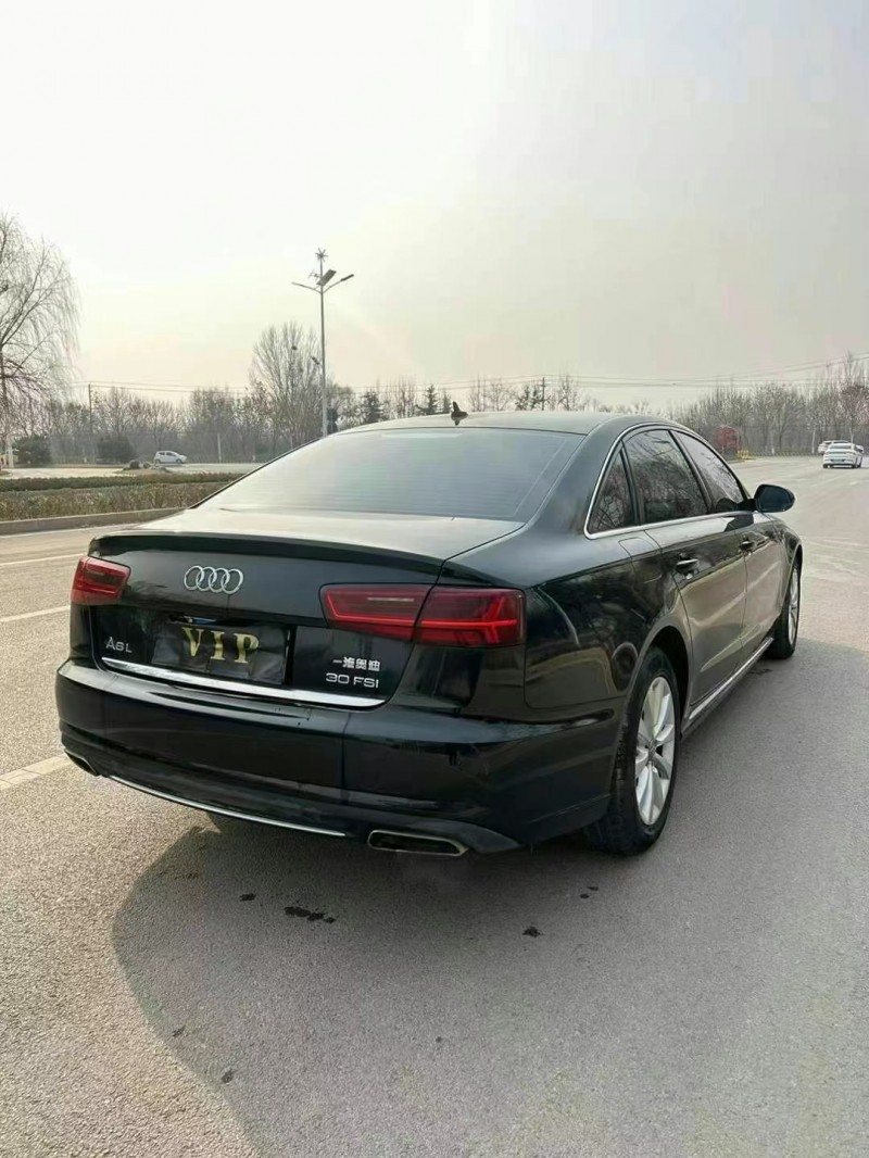 济宁17年奥迪A6L8