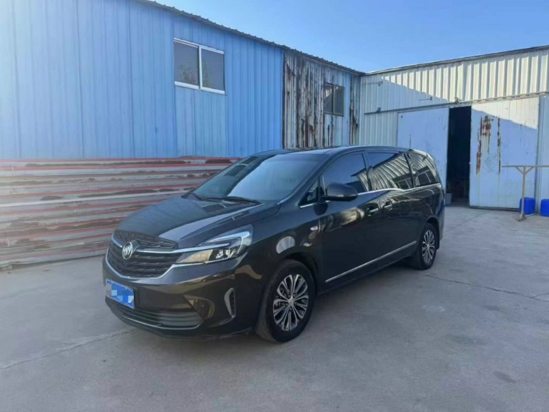 济宁21年别克GL86