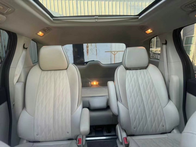 济宁21年别克GL89