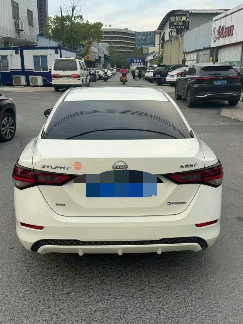 深圳22年日產軒逸6