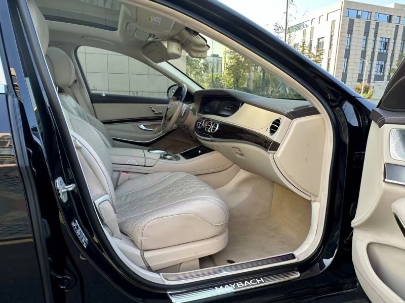 徐州17年奔驰迈巴赫S级5