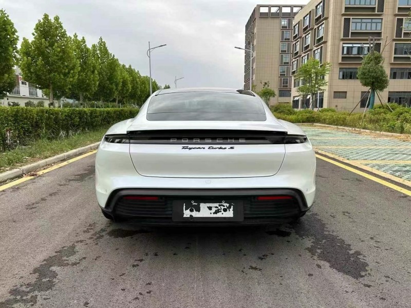 徐州22年保时捷Taycan9