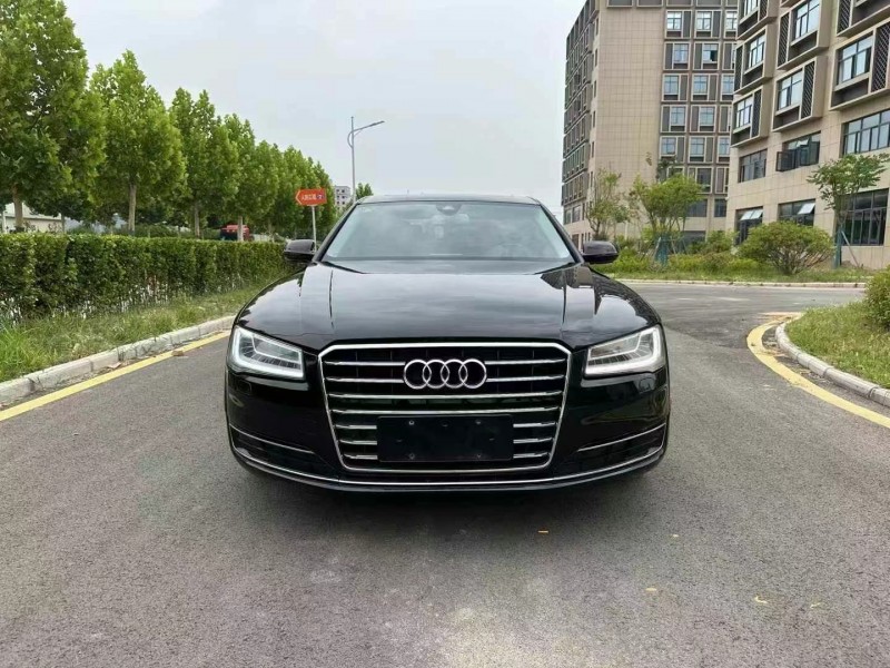 徐州18年奥迪A8L1