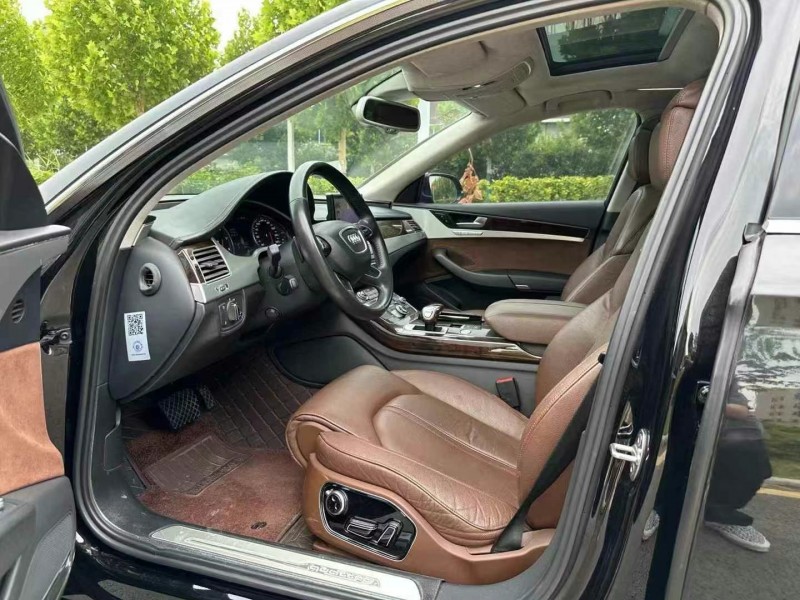 徐州18年奥迪A8L6