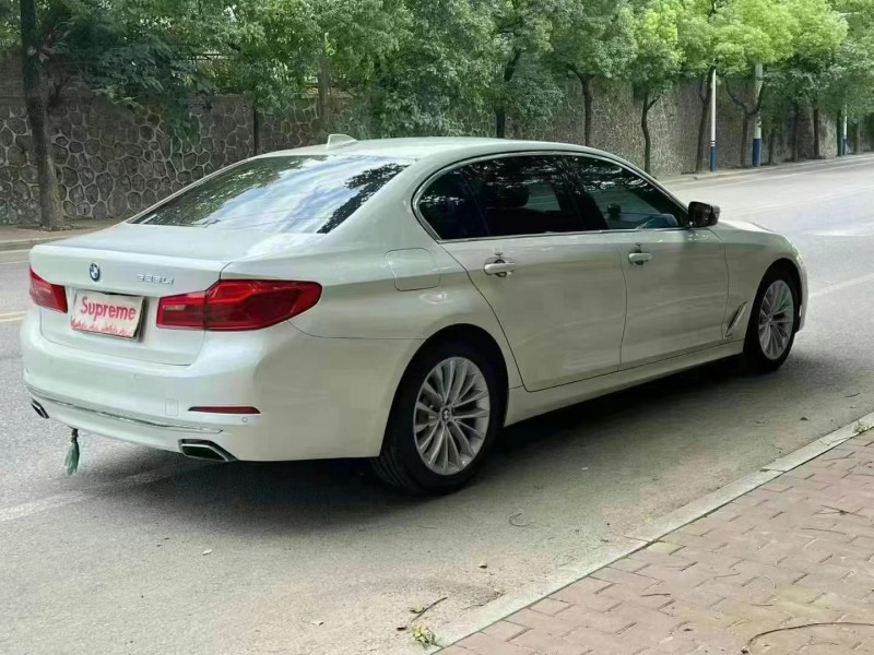 徐州20年宝马5系4