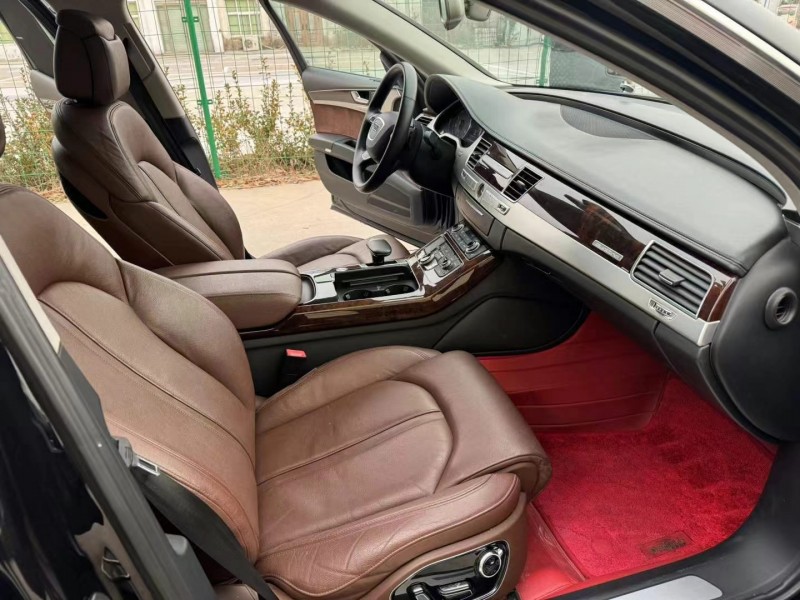 徐州14年奥迪A8L4