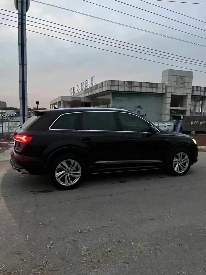 菏泽22年奥迪Q78