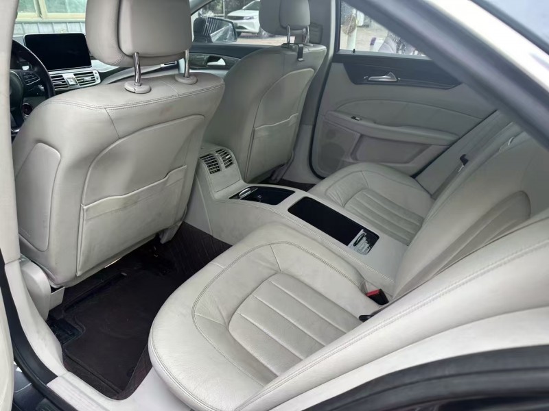 济宁15年奔驰CLS5