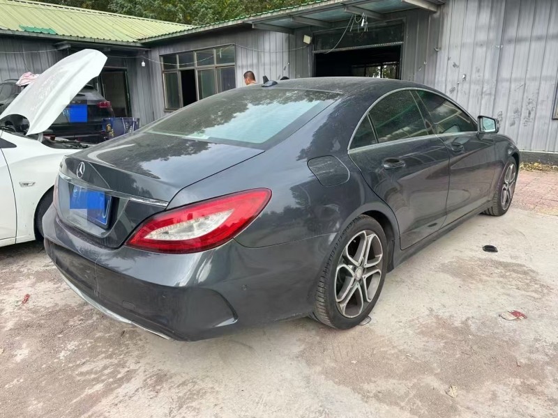 济宁15年奔驰CLS7