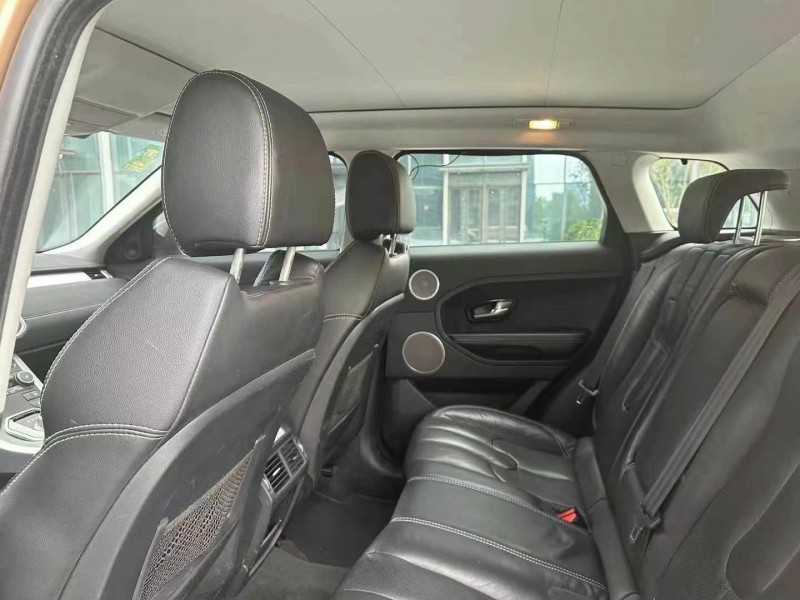 青岛14年路虎极光5